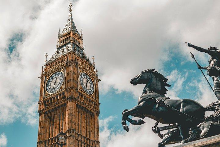 London to Portsmouth Private Transfer Service