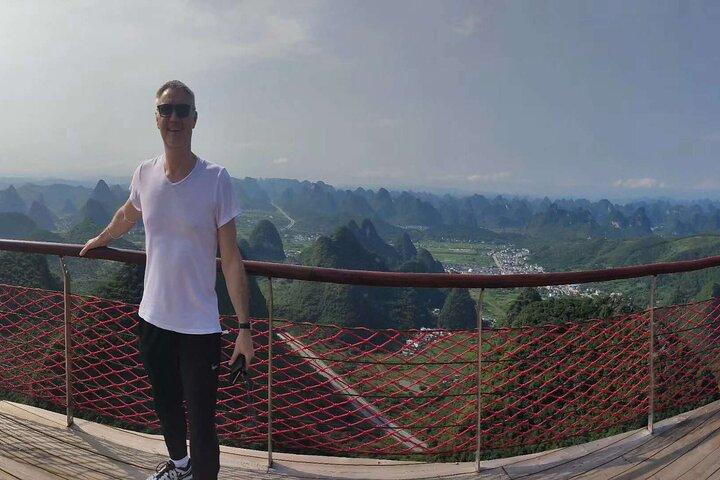 Yangshuo Ruyi peak & round way cable car ticket
