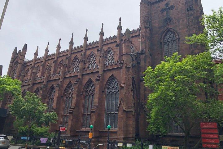 Brooklyn Heights: A Self-Guided Tour from the Promenade to Truman Capote's house