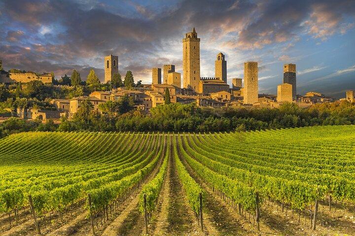 Livorno Shore Excursion: Private Day Trip to Siena and San Gimignano