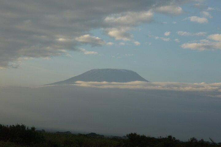4 Days Safari to Amboseli N/P, Tsavo East N/P.