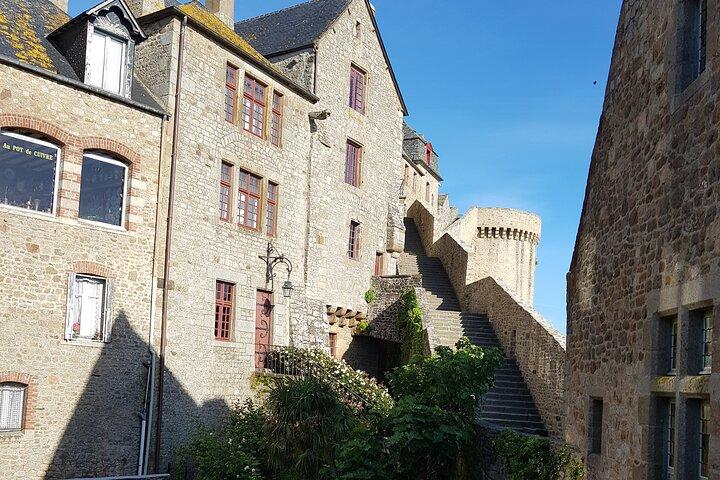 Mont Saint-Michel Private trip from Saint-Malo with local driver