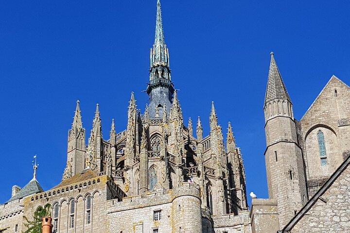 Mont Saint-Michel Private trip from Saint-Malo with local driver