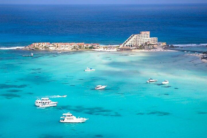Isla Mujeres Catamaran Luxury Sailing Experience from Puerto Morelos