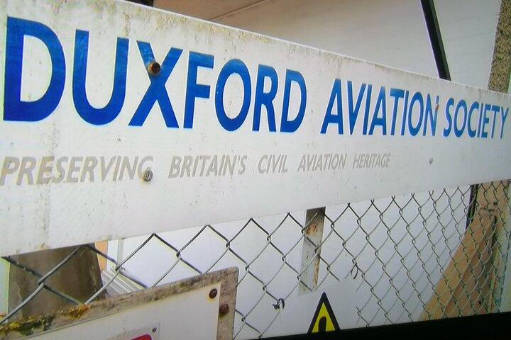 Luxury Private Vehicle Day Hire:London with Stopover Duxford imperial War Museum