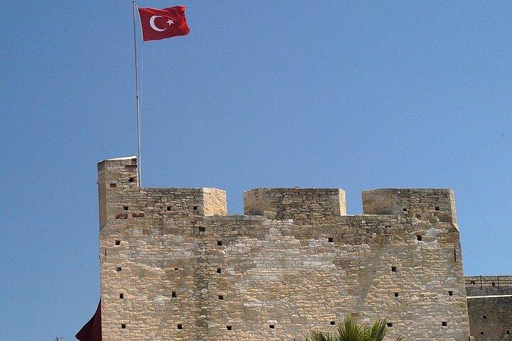 Private Transfers İzmir City or Adnan Menderes Airport to/from Çeşme and Alaçatı