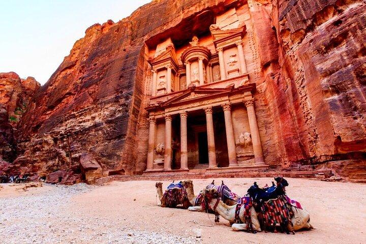 Petra 1-Day Tour from Jerusalem with FREE Authentic Lunch