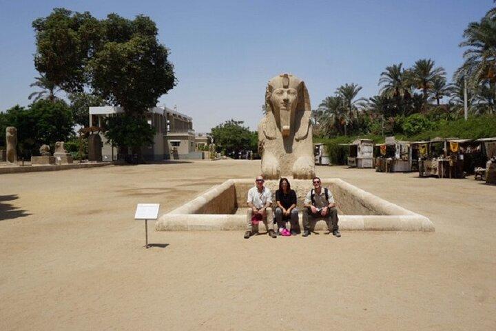 Tour to Memphis , Sakkara and Dahshour Pyramids with Egyptian Lunch from Cairo