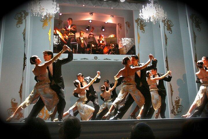 Tango show at: Cafe de los Angelitos (Only Show)