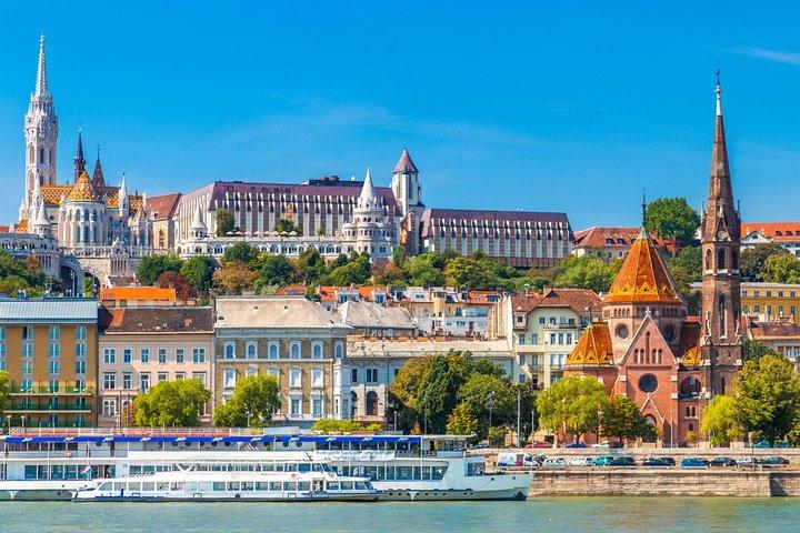 Private Day Trip to Budapest from Vienna
