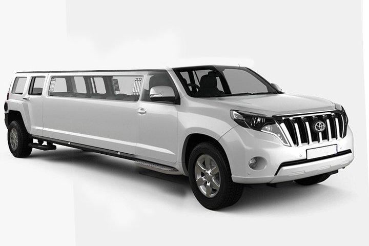 Colombo Airport (CMB) to Colombo City Private Transfer by Toyota Prado Limousine