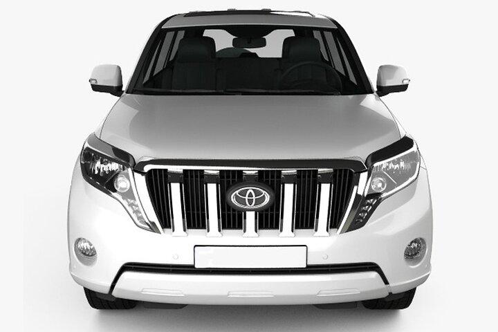 Colombo Airport (CMB) to Colombo City Private Transfer by Toyota Prado Limousine
