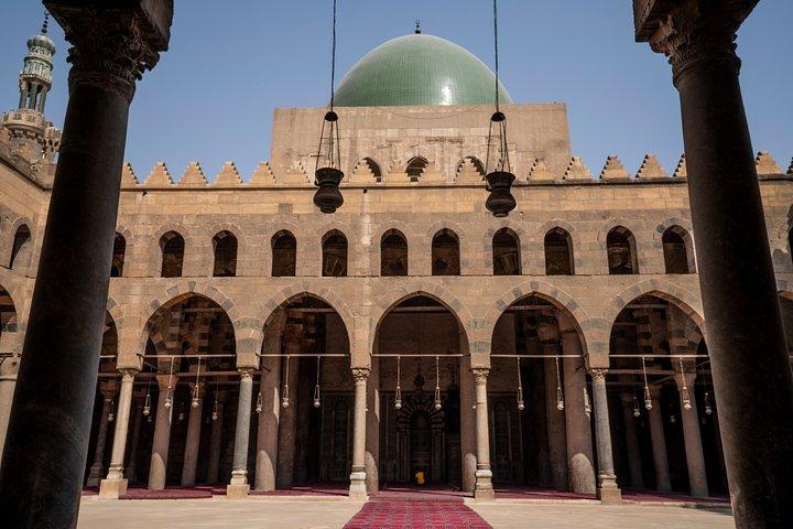 Cairo Day Tour: Salah El Din Citadel, Coptic and Islamic Cairo