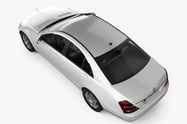 Colombo Airport (CMB) to Colombo City Private Transfer by Mercedes Benz E200
