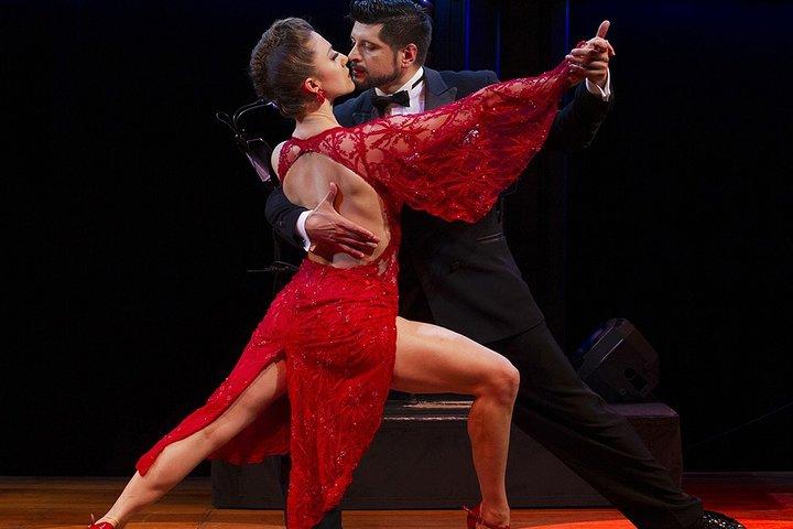 Tango Show at El Querandi with optional Dinner