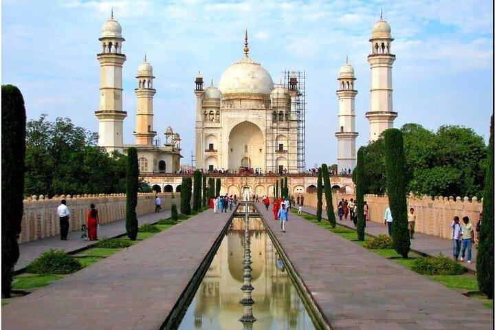 From Pune: 3-Day Guided Tour of Ajanta, Ellora & Aurangabad City