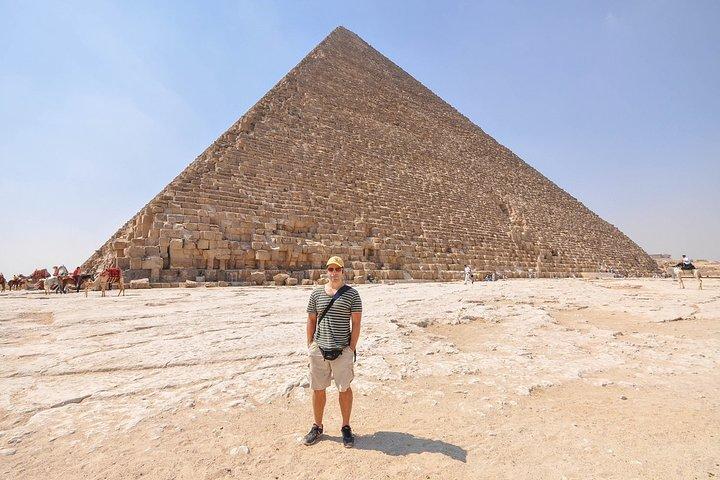 Giza Pyramids, Sakkara Pyramids & Memphisl Day Tour Include Lunch