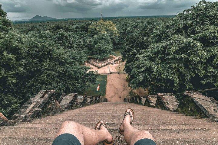 Colombo to Dambulla Shuttle & Yapahuwa Historical Exploring