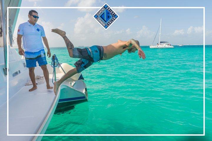 Luxury Catamaran tour to isla mujeres with transportation from Tulum
