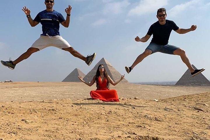 Private Tour: Giza Pyramids, Sphinx, Grand Egyptian Museum&Bazaar
