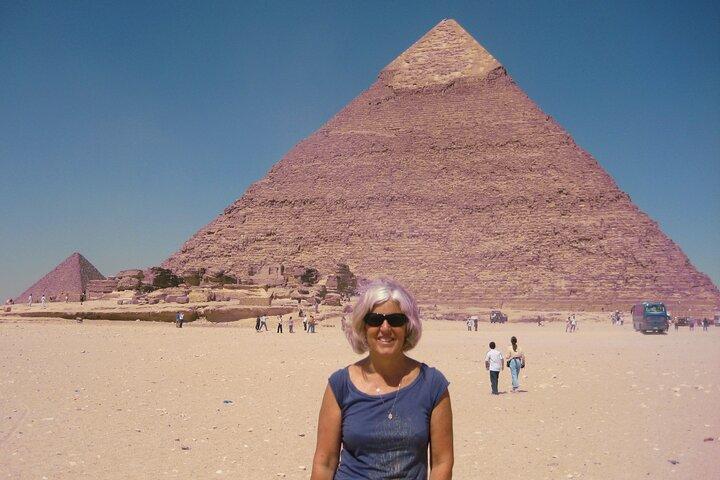 Half Day Private Tour to Giza Pyramids and Sphinx Included Lunch