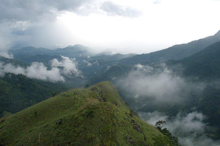 Hiking /Trekking/Waterfalls/Tea factory/Train Ride Ella Sri Lanka(7Nights/8Days)