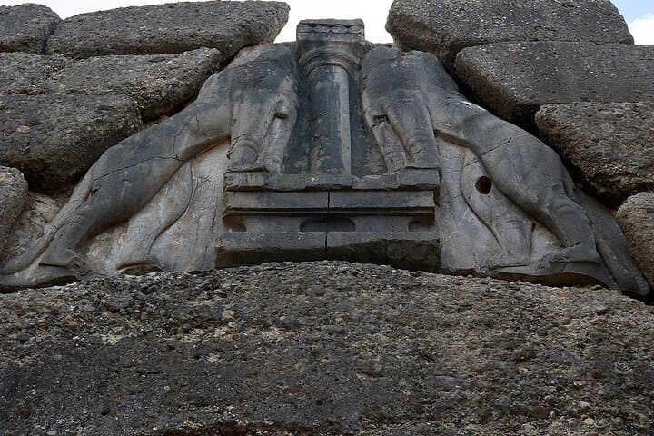 Best of Greece: 7-Day Tour to Real Greece of the Peloponnese, Delphi and Meteora