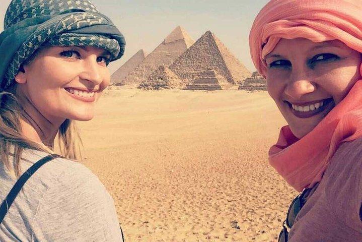 Giza Pyramids, Sakkara Pyramids & Memphisl Day Tour Include Lunch