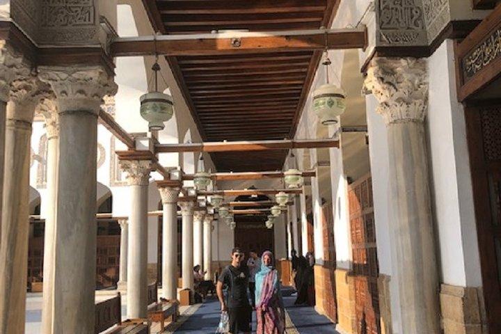 Sightseeing Private Full-Day Tour Visiting Coptic and Islamic Cairo with Lunch