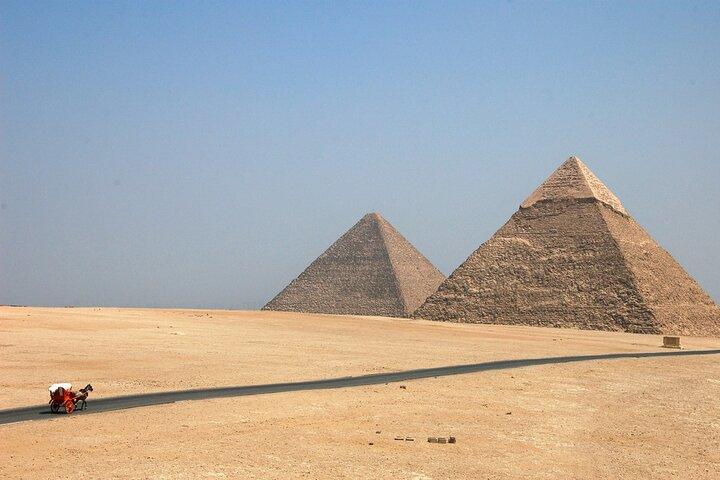 Private Guided Tour to Giza Pyramids, Sphinx, Sakkara Pyramids with Camel ride