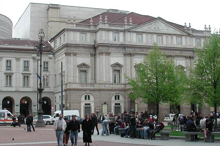 Stories of the Fashion Capital: A Self-Guided Audio Tour of Milan