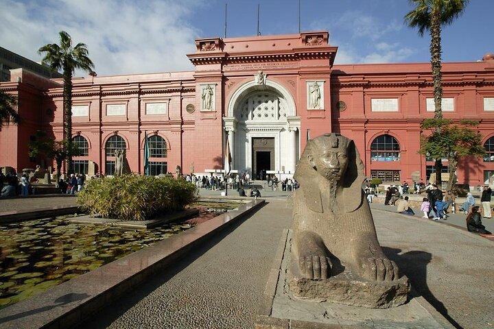 Private Day Tour of Egyptian Museum, Old Cairo, Islamic Cairo and Bazaar