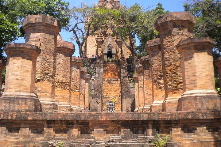 Thap Ba Hot Spring Bathing and Mud Spa Nha Trang half day tour