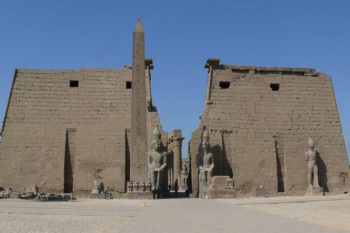 Luxor Private Guided Day Tour from Cairo by Flight Included Lunch