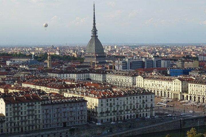 Private transfer from Milan to Turin with Hotel pick-up and drop off