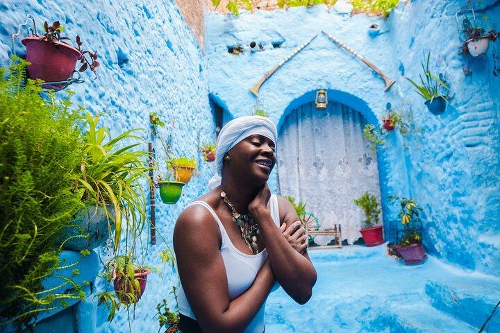 Private Photography Session in Chefchaouen with a Photographer