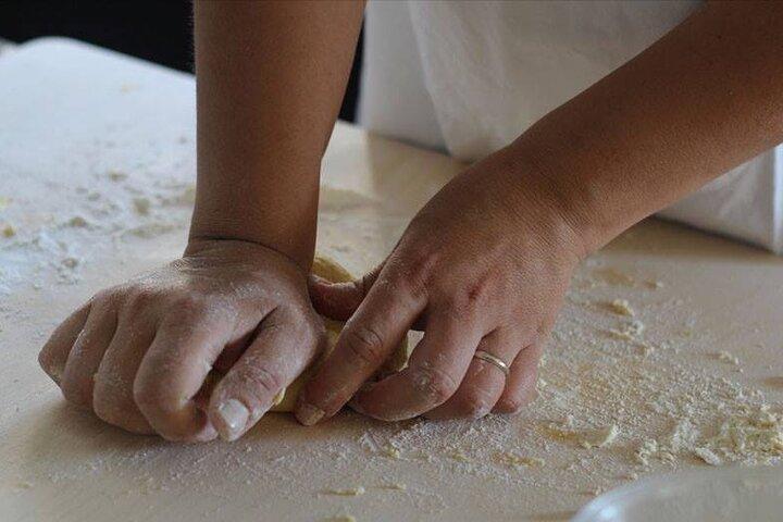 Cooking class in your holiday rental