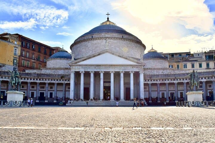 Naples Walking & Panoramic Tour