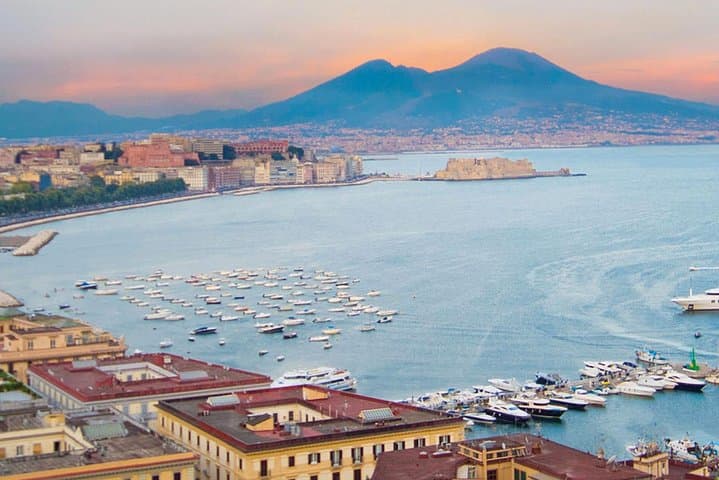 Naples Walking & Panoramic Tour