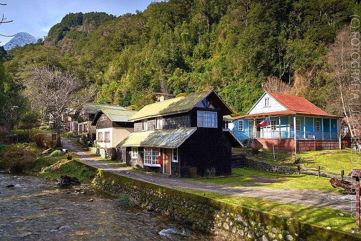 Emerald Route: Sail to Peulla through Todos Los Santos Lake