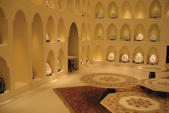 Abu Dhabi Grand Mosque, Etihad Towers & Royal Palace Visit from Dubai