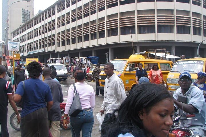 Nairobi Airport Layover: Tour Nairobi City