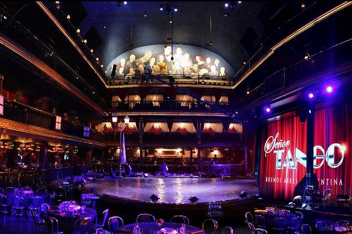 Tango Show with Señor Tango Dinner in Buenos Aires
