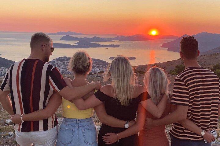 Dubrovnik sunset panorama & wine