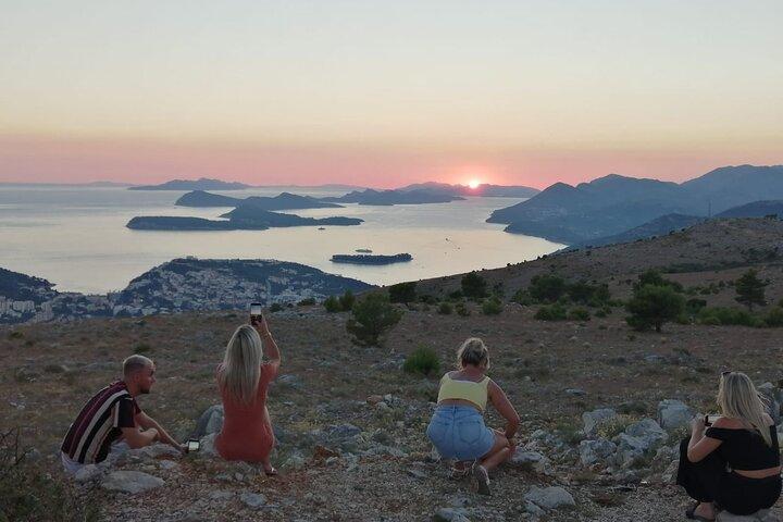 Dubrovnik sunset panorama & wine