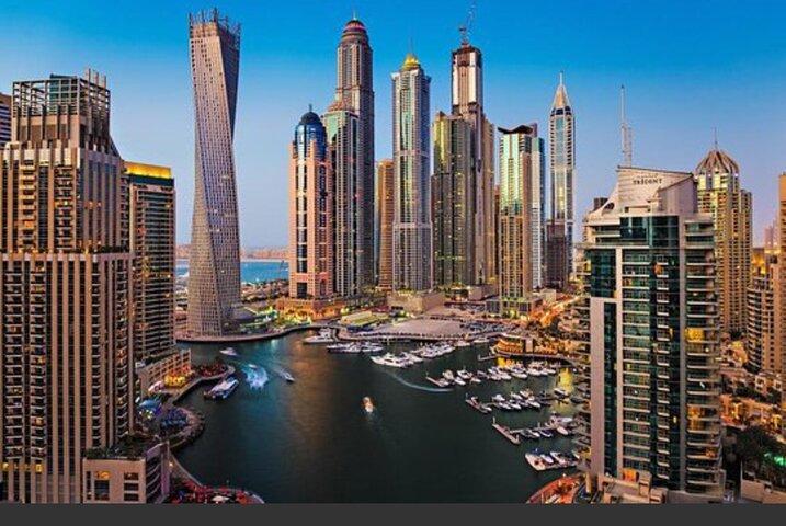 Enjoy Dubai with Burj Khalifa Ticket and 3 Course Lunch or Dinner