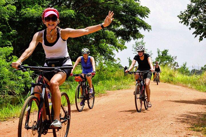 Dutch Fort and City by Bicycle from Galle
