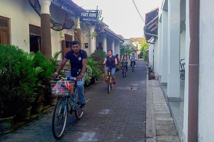 Dutch Fort and City by Bicycle from Galle