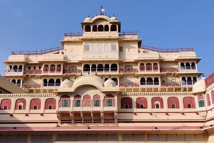 Jaipur City Day Trip from Delhi with Buffet Lunch