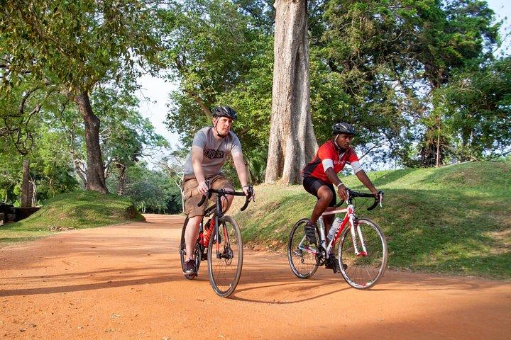 Cycling Tour to Hill Country (9 Days)